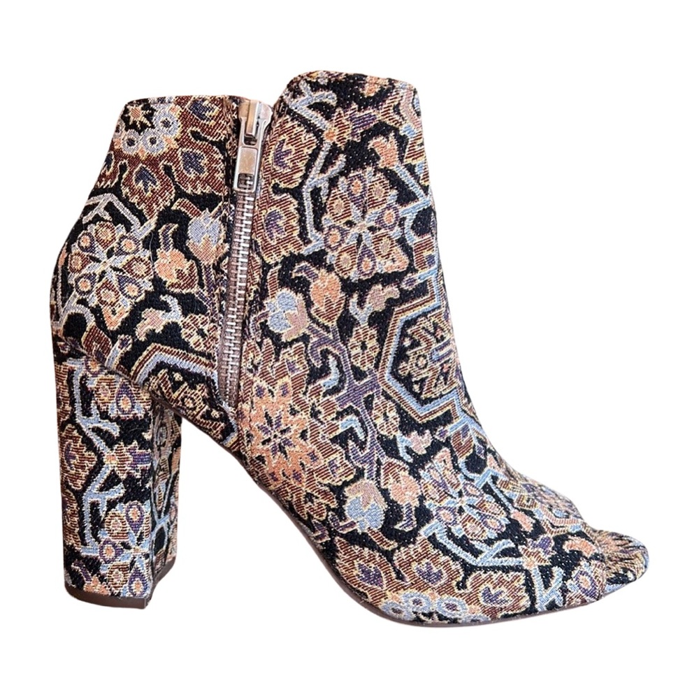 Candies Open Peep Toe Tapestry Booties Zip Up High Block Heel Sz 8.5 Floral Y2K